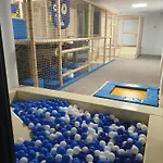 Port Stylowy Loft- W Cenie Klimatyzacja, Baseny, 2 Jacuzzi, Sauna, Szlafroki, Bawialnia * Kolberg