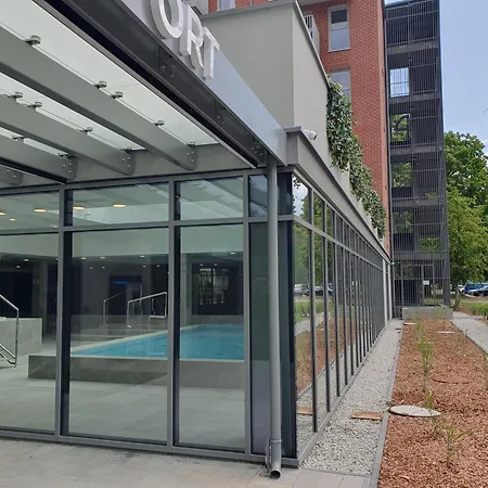 Port Stylowy Loft- W Cenie Klimatyzacja, Baseny, 2 Jacuzzi, Sauna, Szlafroki, Bawialnia 코워브제크